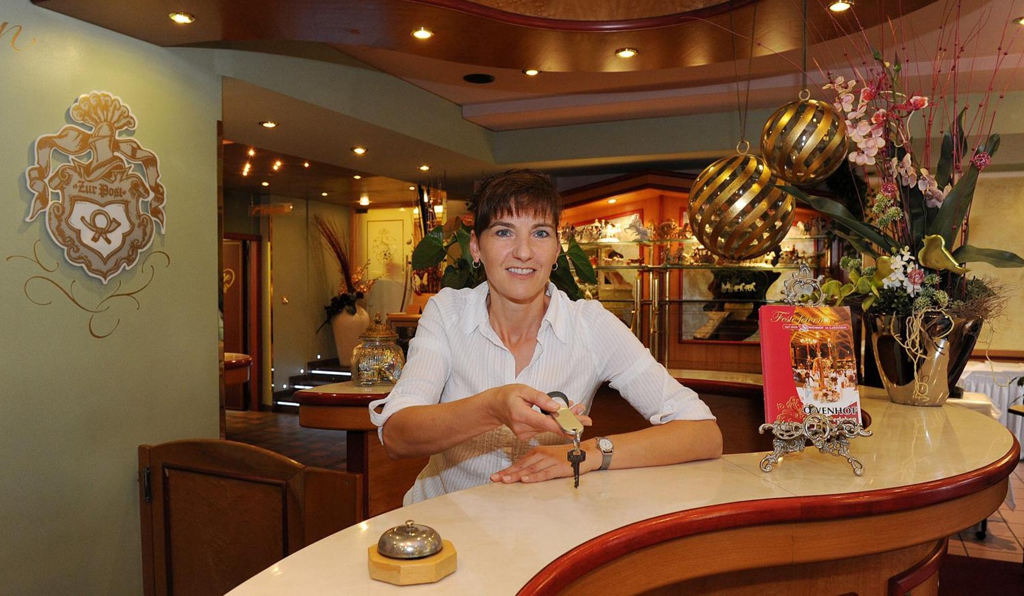 Hotel Restaurant Zur Post Lohfelden Екстер'єр фото